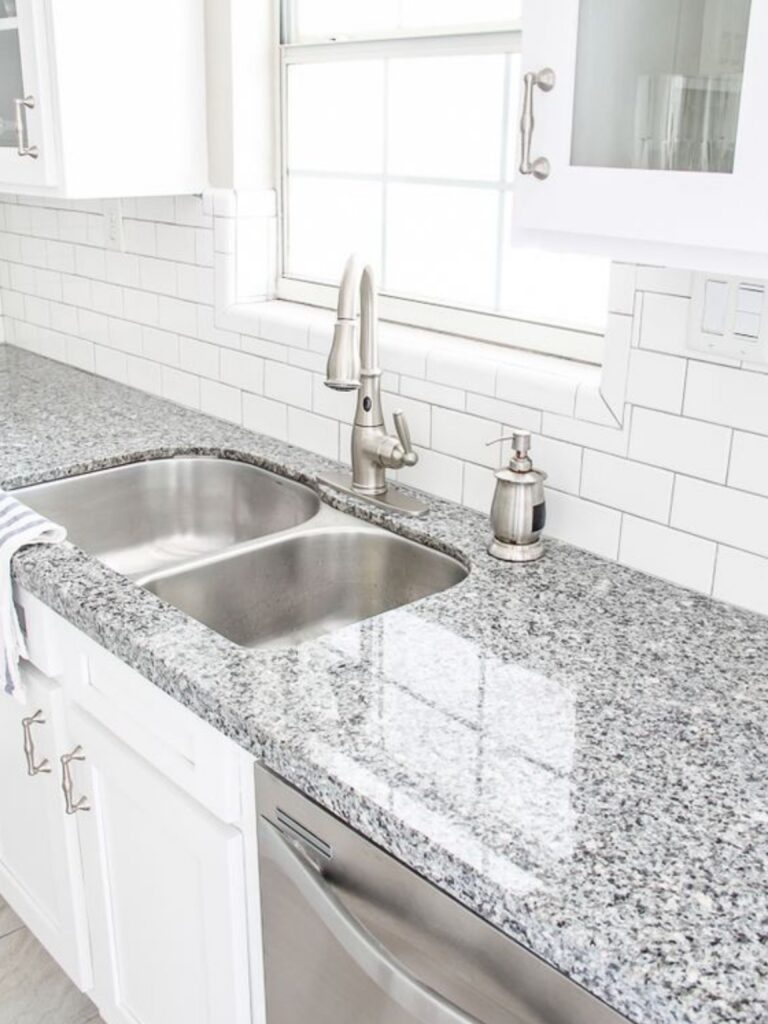 White Granite in Kishangarh